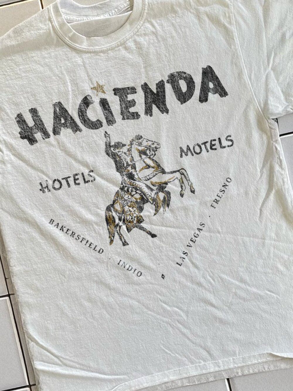 90s Hacienda Hotel Rare Washed White T-Shirt - Picture 1 of 5